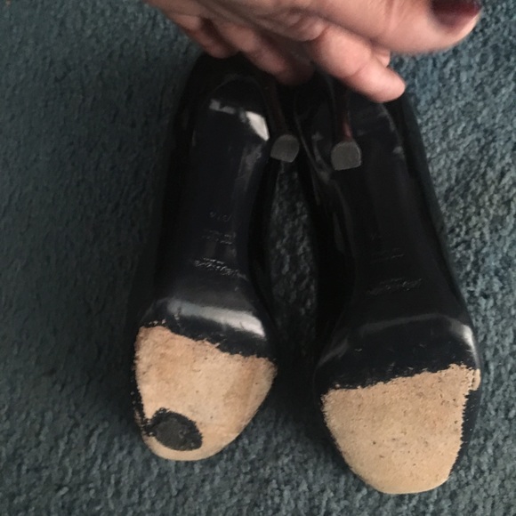 Authentic YSL patent leather pumps - Picture 3 of 5